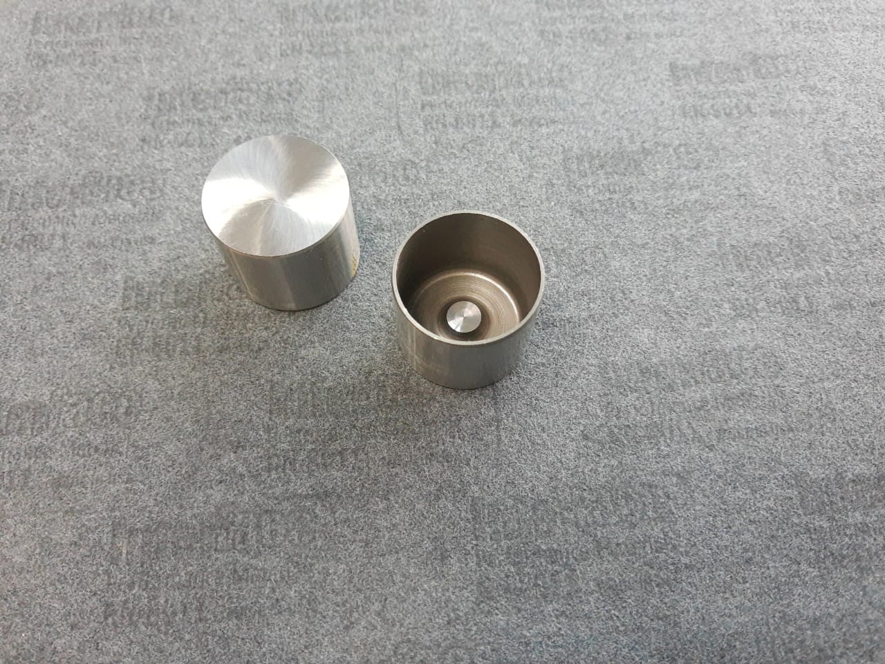 TOYOTA ETIOS MED. 27.97X22.8X5.12