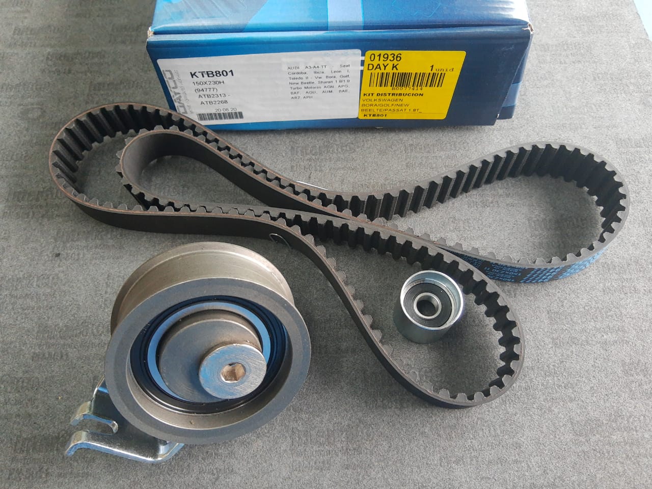 VOLKSWAGEN BORA GOLF SHARAN PASSAT 1.8T 20V ( TENSOR + CORREA 150STP8M230 )